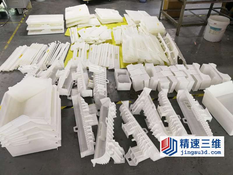 塑膠產(chǎn)品不用開(kāi)模能小批量生產(chǎn)嗎？模具太貴了怎么解決？